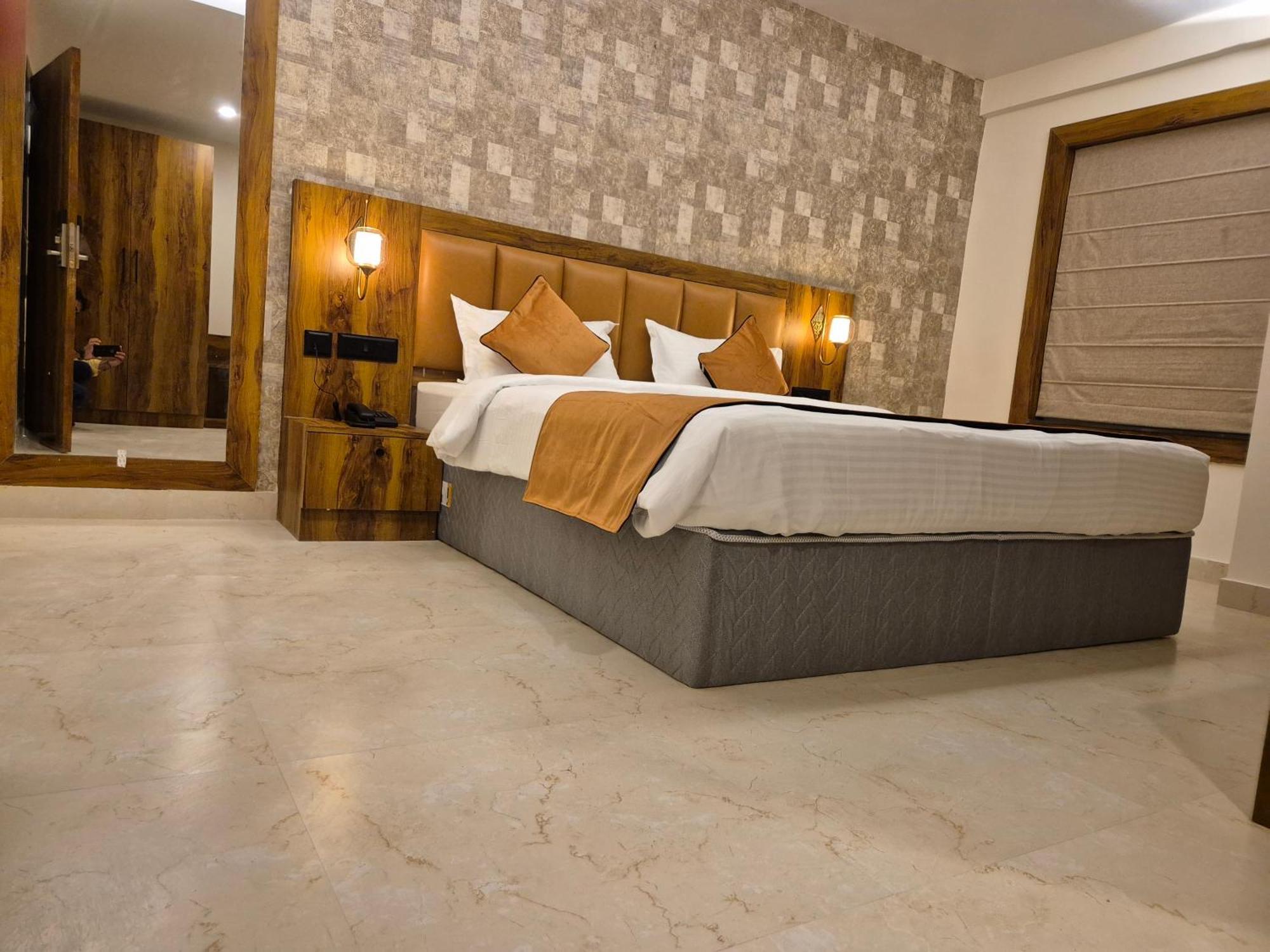 Hotel Orange Бхубанешвара Экстерьер фото
