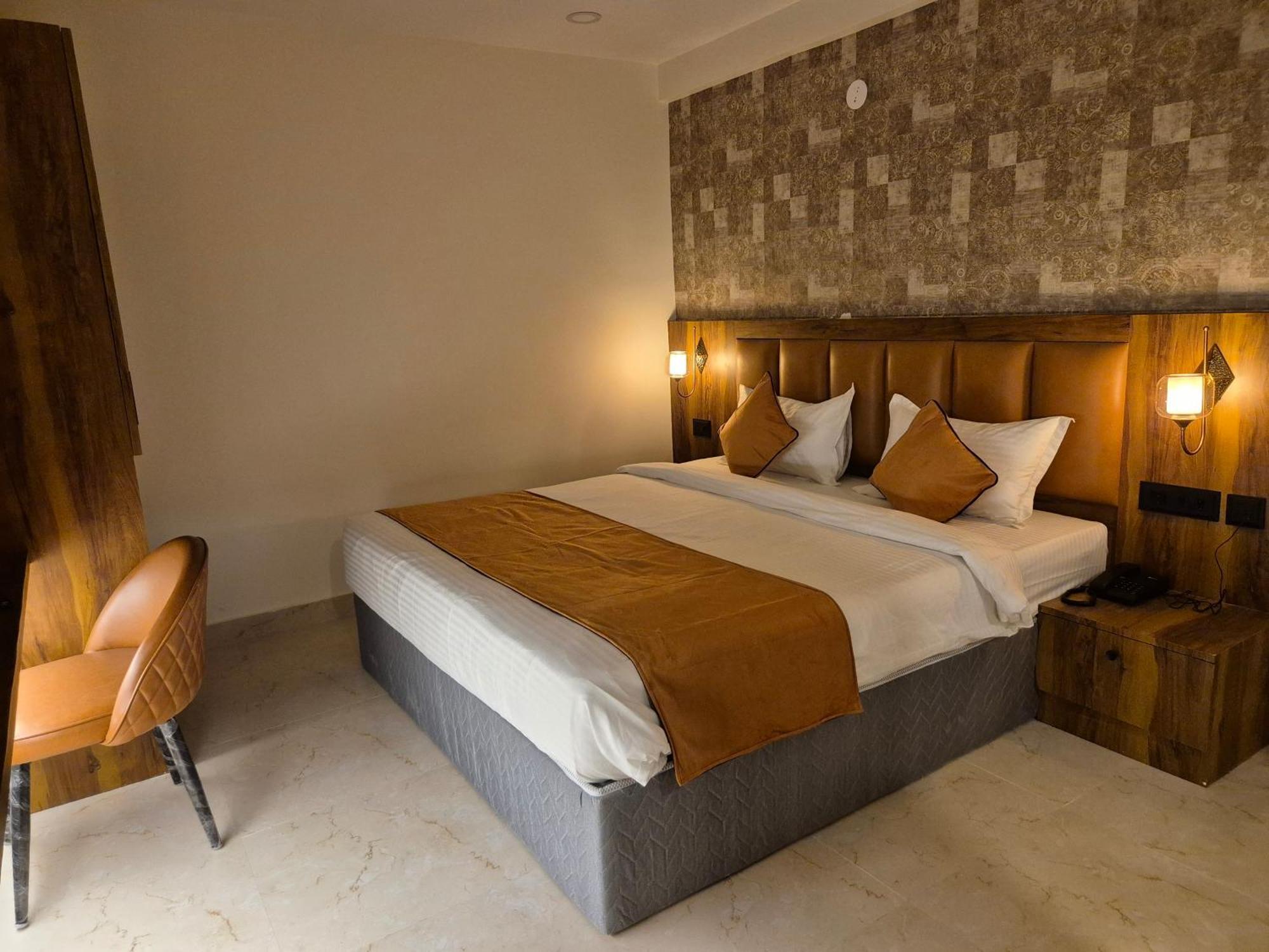 Hotel Orange Бхубанешвара Экстерьер фото
