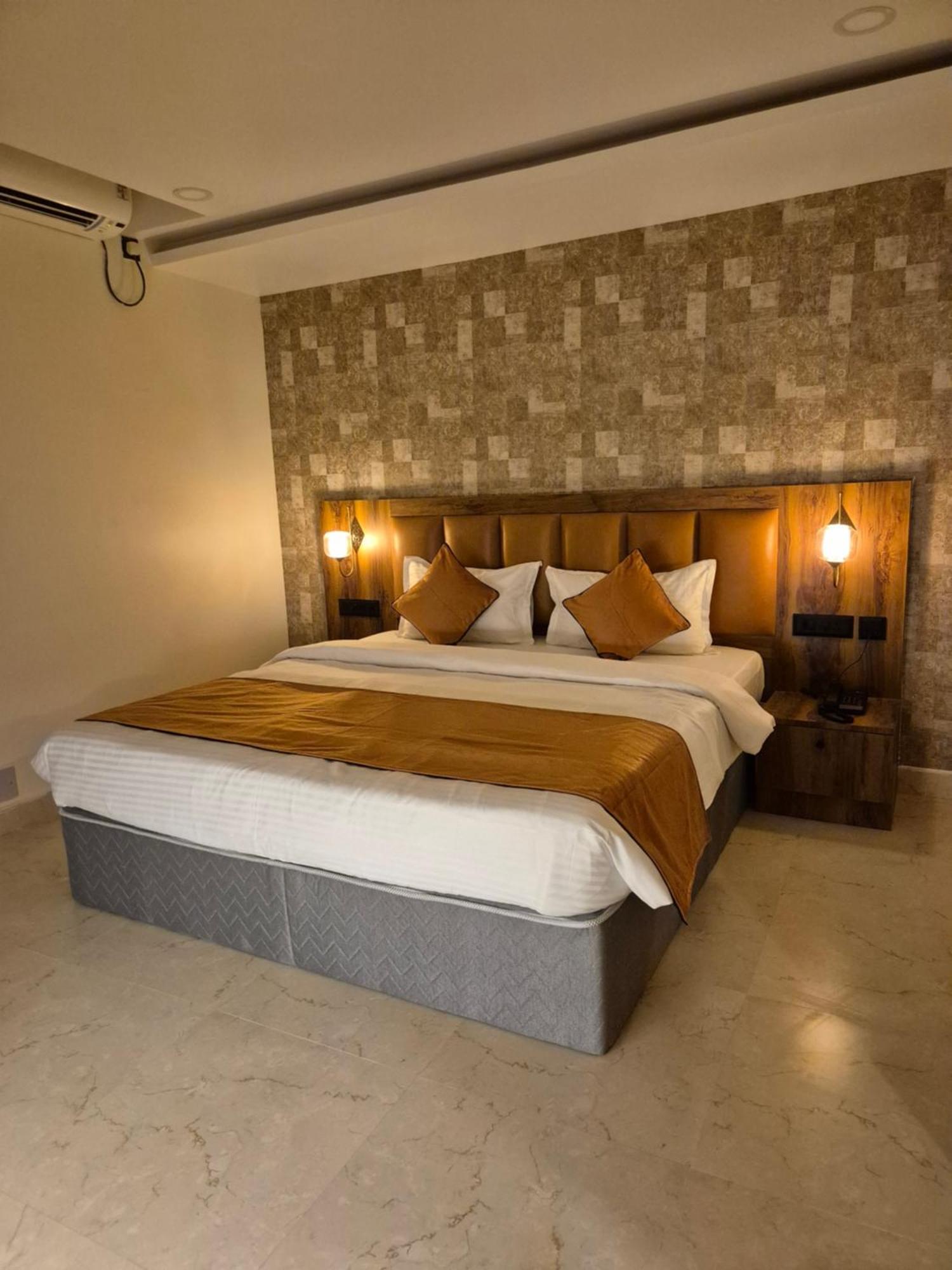 Hotel Orange Бхубанешвара Экстерьер фото