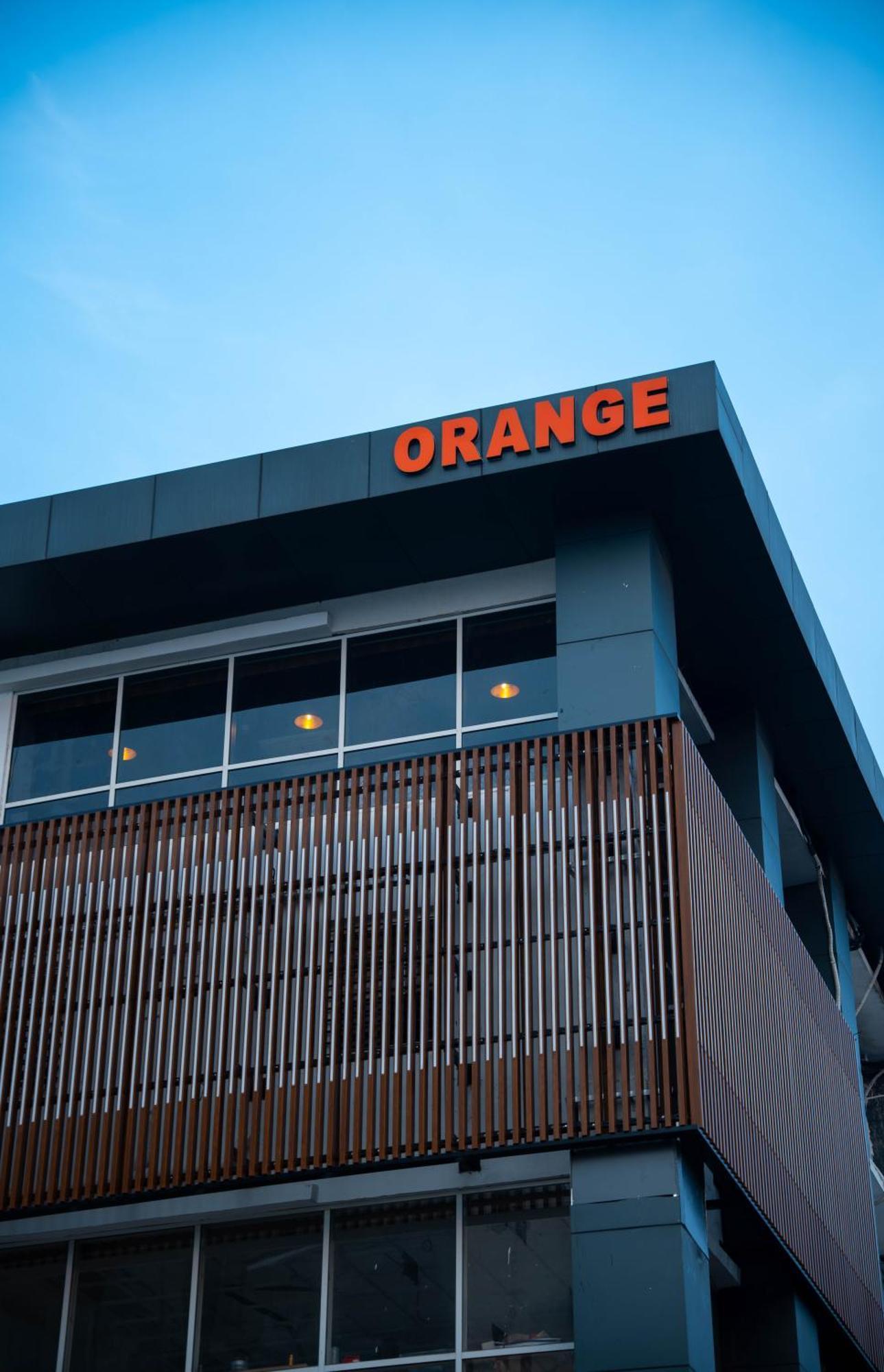Hotel Orange Бхубанешвара Экстерьер фото